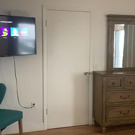 North Bay Village Apartment Bagian luar foto