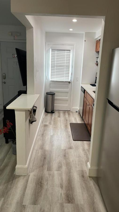 North Bay Village Apartment Bagian luar foto