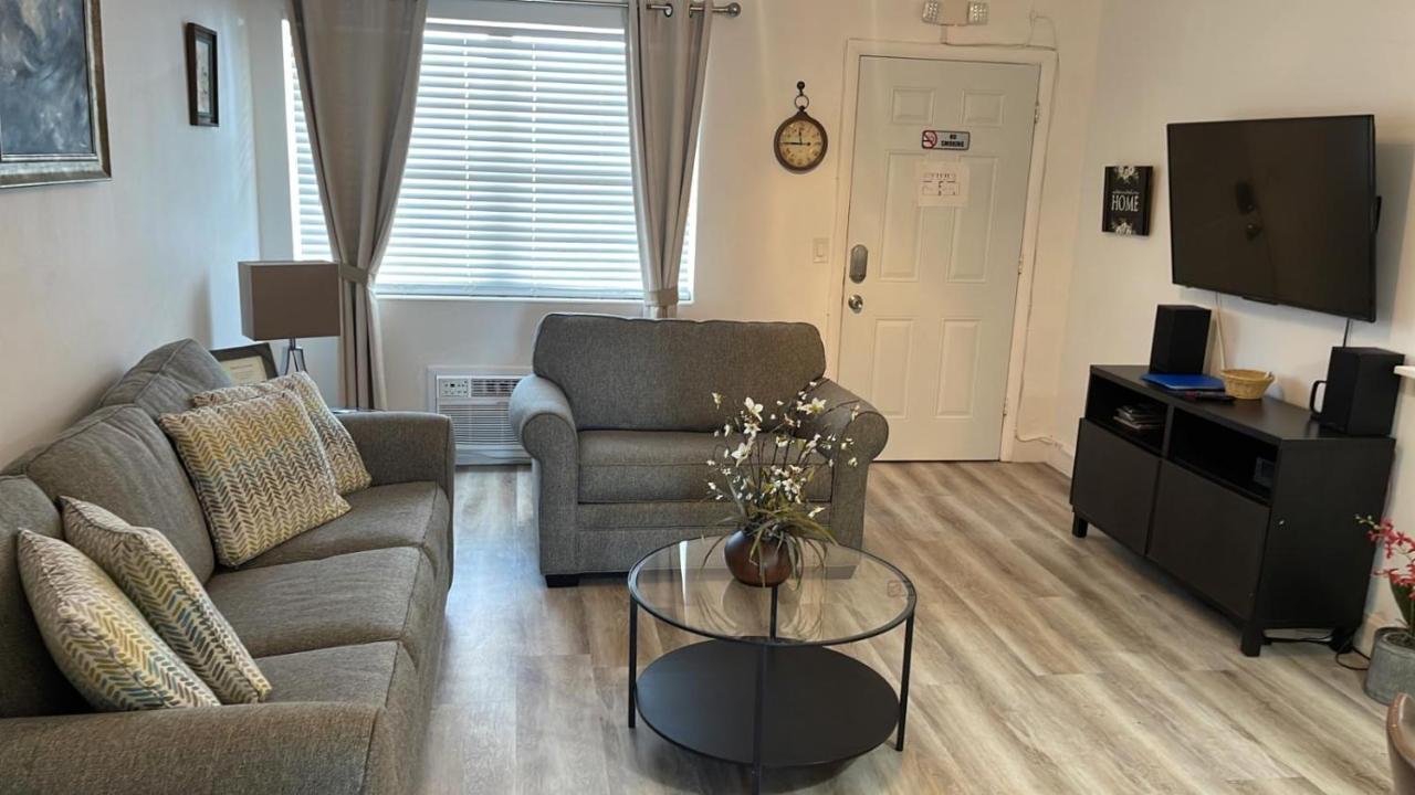 North Bay Village Apartment Bagian luar foto